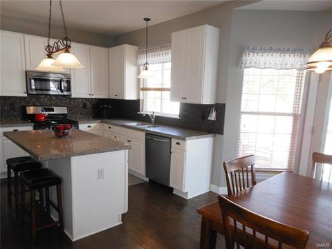 934 Midpoint Dr, O'fallon, MO 63366 photo 28