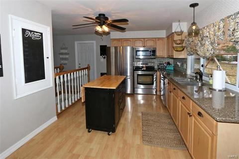 655 Twigwood Dr, Ballwin, MO 63021 photo 8