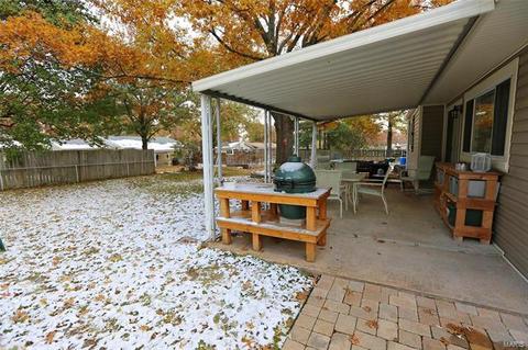 655 Twigwood Dr, Ballwin, MO 63021 photo 28