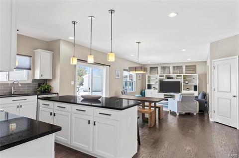 168 Oakhurst Cir, O'fallon, MO 63368 photo 10