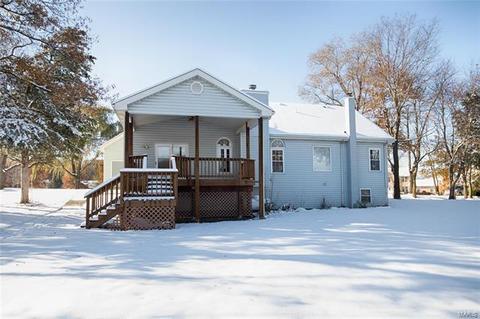 6 Treeline Dr, O'fallon, MO 63366 photo 3