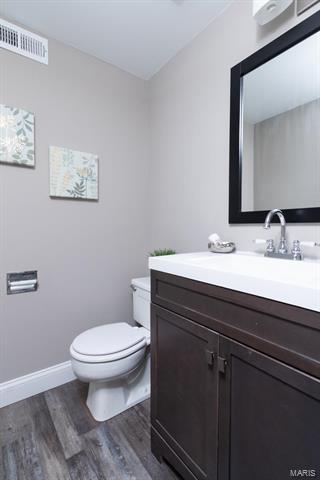 9365 Cinnabar, Saint Louis, MO 63126 photo 38