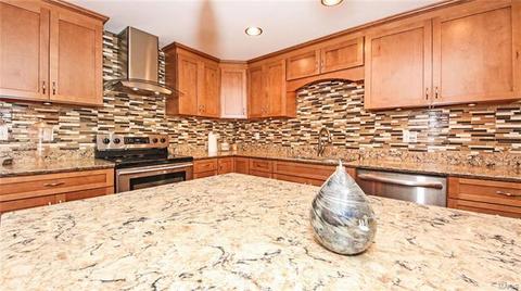7 Dixie Way, Saint Charles, MO 63303 photo 8