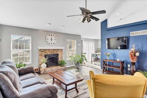 3204 Post Walk Ct, O'fallon, MO 63368 photo 2