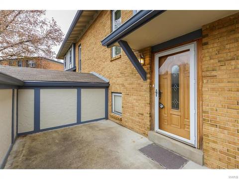 998 Conestoga Dr, Manchester, MO 63021 photo 2