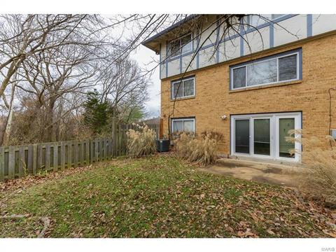 998 Conestoga Dr, Manchester, MO 63021 photo 9