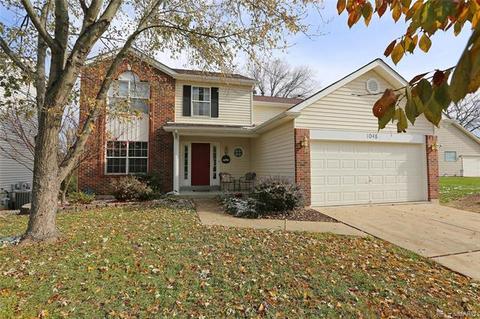 1048 Johanna Dr, Ballwin, MO 63021 photo 2