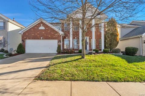 1208 Arbor Bluff Cir, Ballwin, MO 63021 photo 1