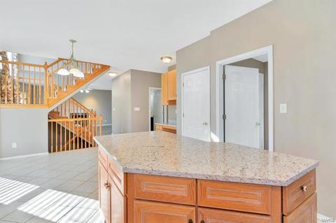 1208 Arbor Bluff Cir, Ballwin, MO 63021 photo 17