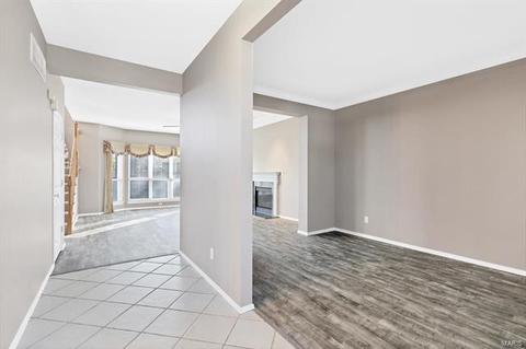 1208 Arbor Bluff Cir, Ballwin, MO 63021 photo 7