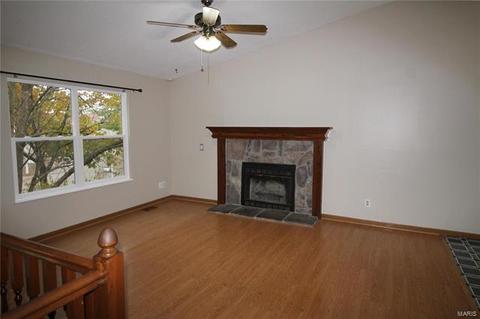 239 Rose Wind Dr, O'fallon, MO 63366 photo 3