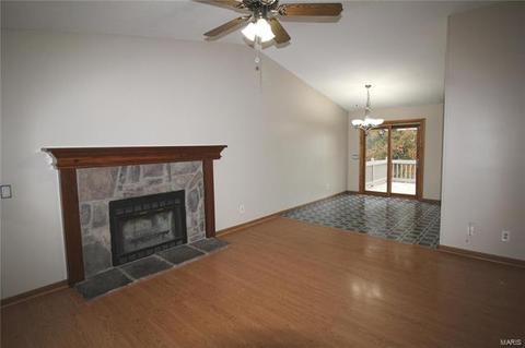 239 Rose Wind Dr, O'fallon, MO 63366 photo 4