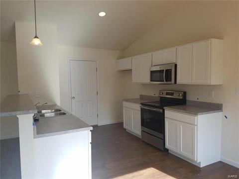 450 Dusty Brook Dr, O'fallon, MO 63366 photo 3