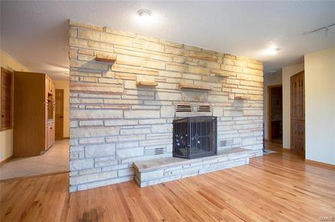 4432 Towers, Weldon Spring, MO 63304 photo 10