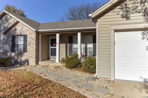 523 Chapparal Dr, O'fallon, MO 63368 photo 2