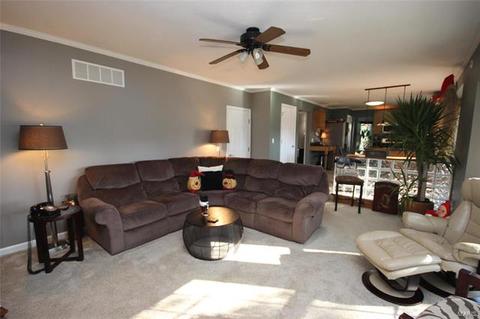7108 Oak Stream Dr, O'fallon, MO 63368 photo 4