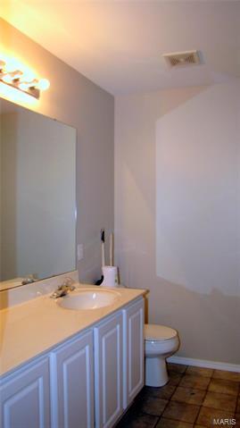 588 Midland Dr, O'fallon, MO 63366 photo 13