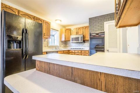 413 Montbrook, O'fallon, MO 63366 photo 6