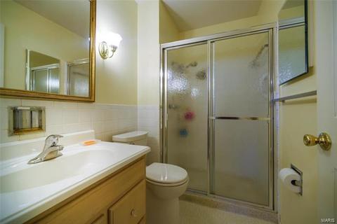 412 Bedford Ln, Ballwin, MO 63011 photo 30