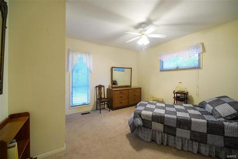 412 Bedford Ln, Ballwin, MO 63011 photo 31