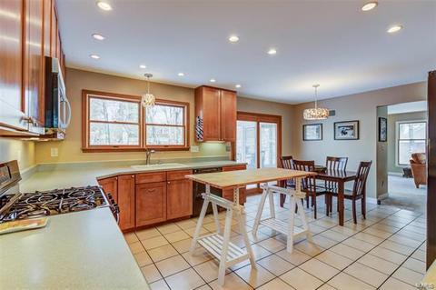 1325 Bridge Creek Trl, Ellisville, MO 63021 photo 5