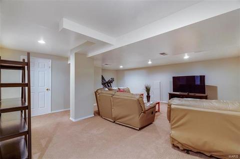 17286 Hilltop Ridge Dr, Eureka, MO 63025 photo 29