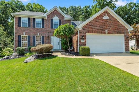 17286 Hilltop Ridge Dr, Eureka, MO 63025 photo 1