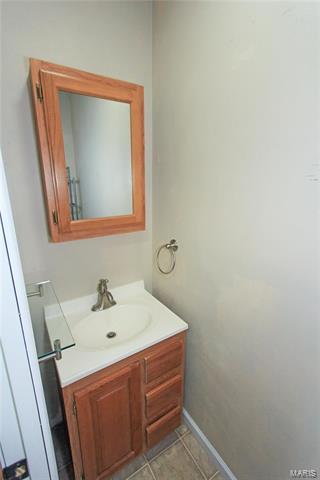 808 Rauscher, Ballwin, MO 63011 photo 12