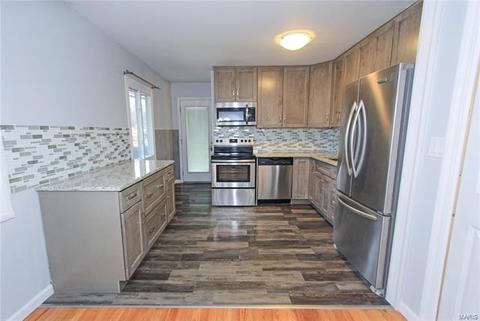 808 Rauscher, Ballwin, MO 63011 photo 6