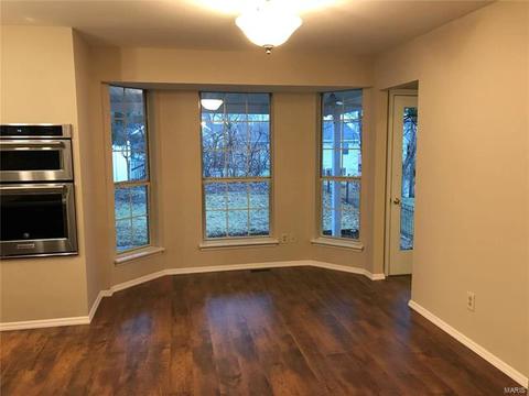 1210 Red Oak Plantation, Ballwin, MO 63021 photo 18