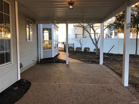 1210 Red Oak Plantation, Ballwin, MO 63021 photo 9