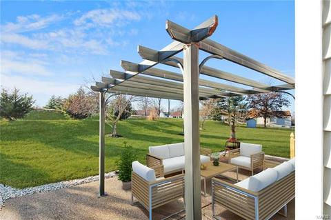 16 Griesenauer Ct, O'fallon, MO 63368 photo 3