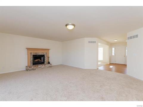 9 Millers Ct, O'fallon, MO 63366 photo 7