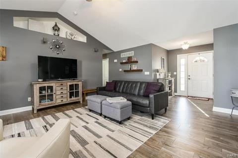 11 Deer Pointe Ct, O'fallon, MO 63366 photo 8