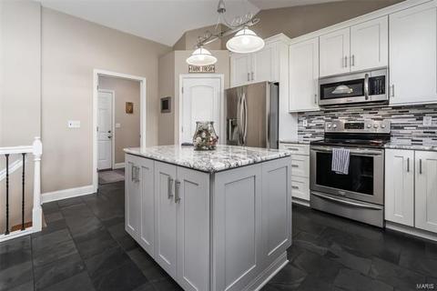 11 Deer Pointe Ct, O'fallon, MO 63366 photo 10