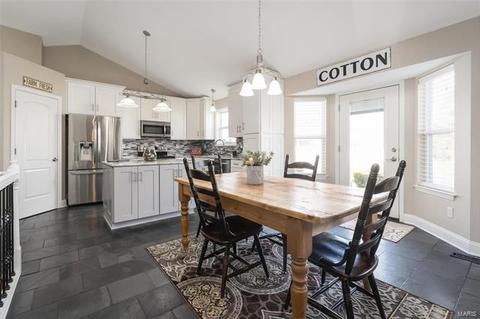 11 Deer Pointe Ct, O'fallon, MO 63366 photo 4