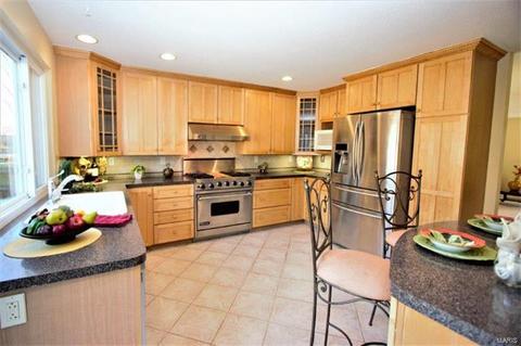 382 Sunfield, Ballwin, MO 63011 photo 7