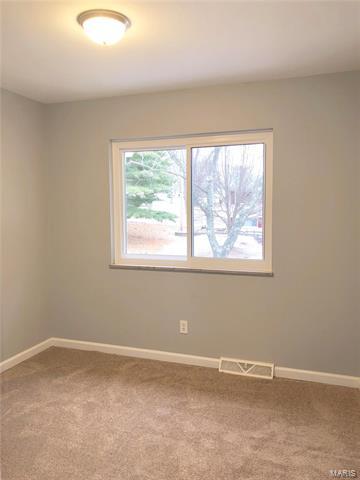 12 James Ct, Ballwin, MO 63021 photo 16
