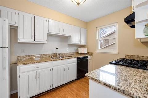 746 Galway Dr, Manchester, MO 63021 photo 4