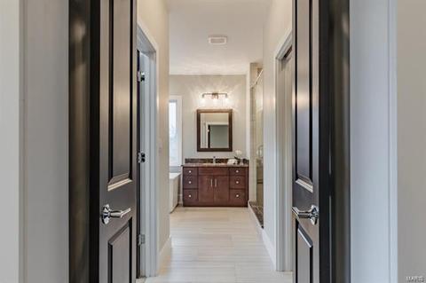 24 Baxter Ln, Chesterfield, MO 63017 photo 21