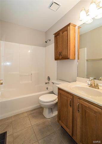 2013 Hackmann Estates Dr, Saint Charles, MO 63303 photo 32