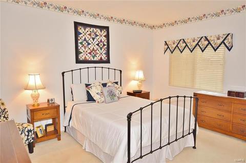 1008 Hemingway Ln, Weldon Spring, MO 63304 photo 7