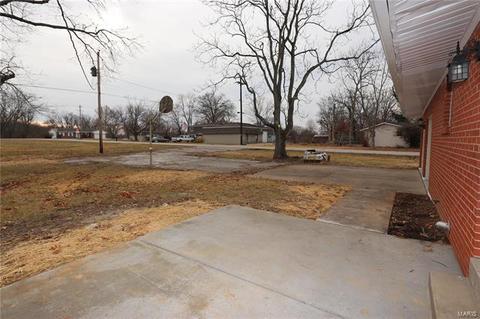 310 Raymond Dr, O'fallon, MO 63366 photo 19