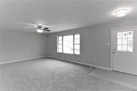 310 Raymond Dr, O'fallon, MO 63366 photo 3