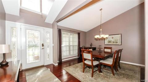 1041 Pebble Beach Dr, O'fallon, MO 63366 photo 5