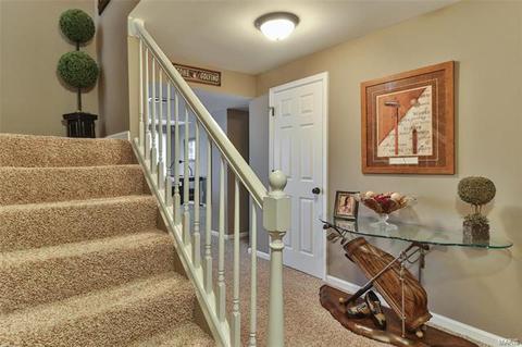 578 Castle Ridge Dr, Ballwin, MO 63021 photo 32