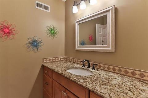 578 Castle Ridge Dr, Ballwin, MO 63021 photo 28