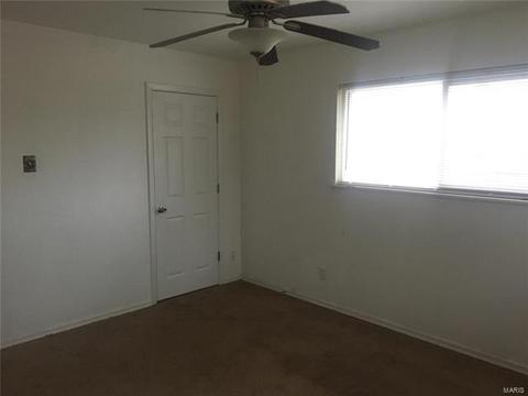 703 Plaza Dr, O'fallon, MO 63366 photo 13