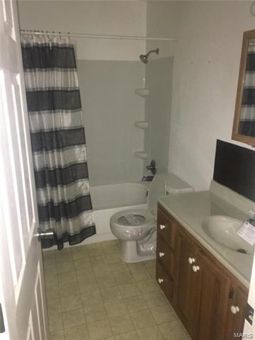 703 Plaza Dr, O'fallon, MO 63366 photo 11