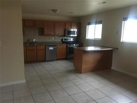 703 Plaza Dr, O'fallon, MO 63366 photo 3